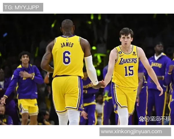 湖人火箭季后赛第三场库兹马表现精彩助球队争取胜利